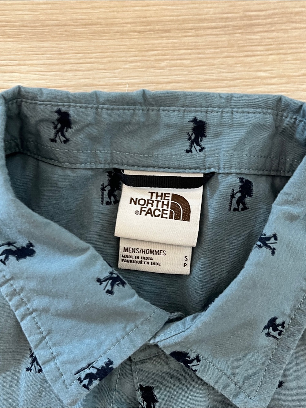 The North Face Hiker Shirt - Picture 2 of 6